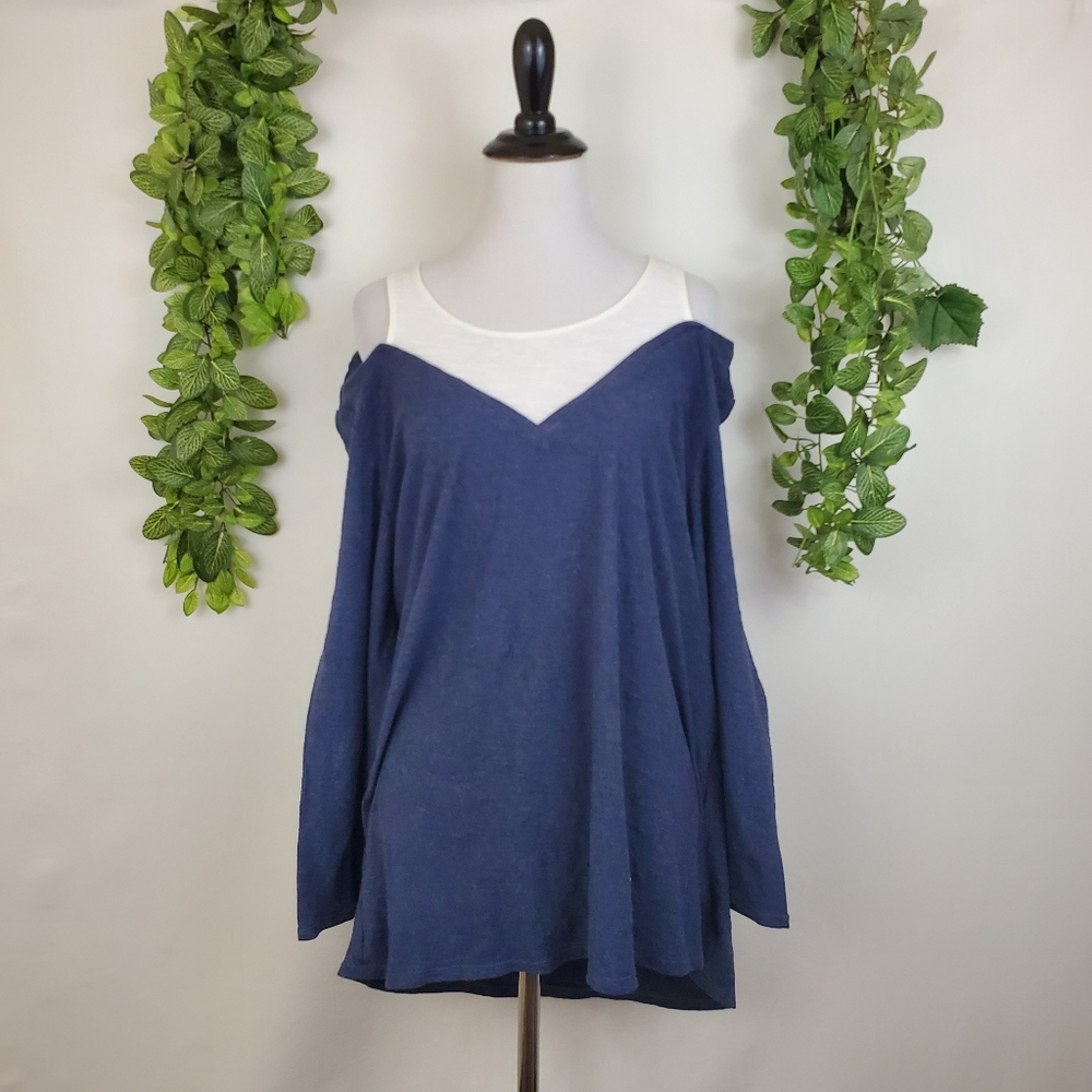 NWT Two by Vince Camuto Layered V-cut Tank Tee
